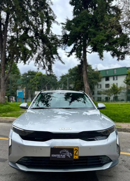 KIA K3 CROSS ZENITH AUTOMÁTICA