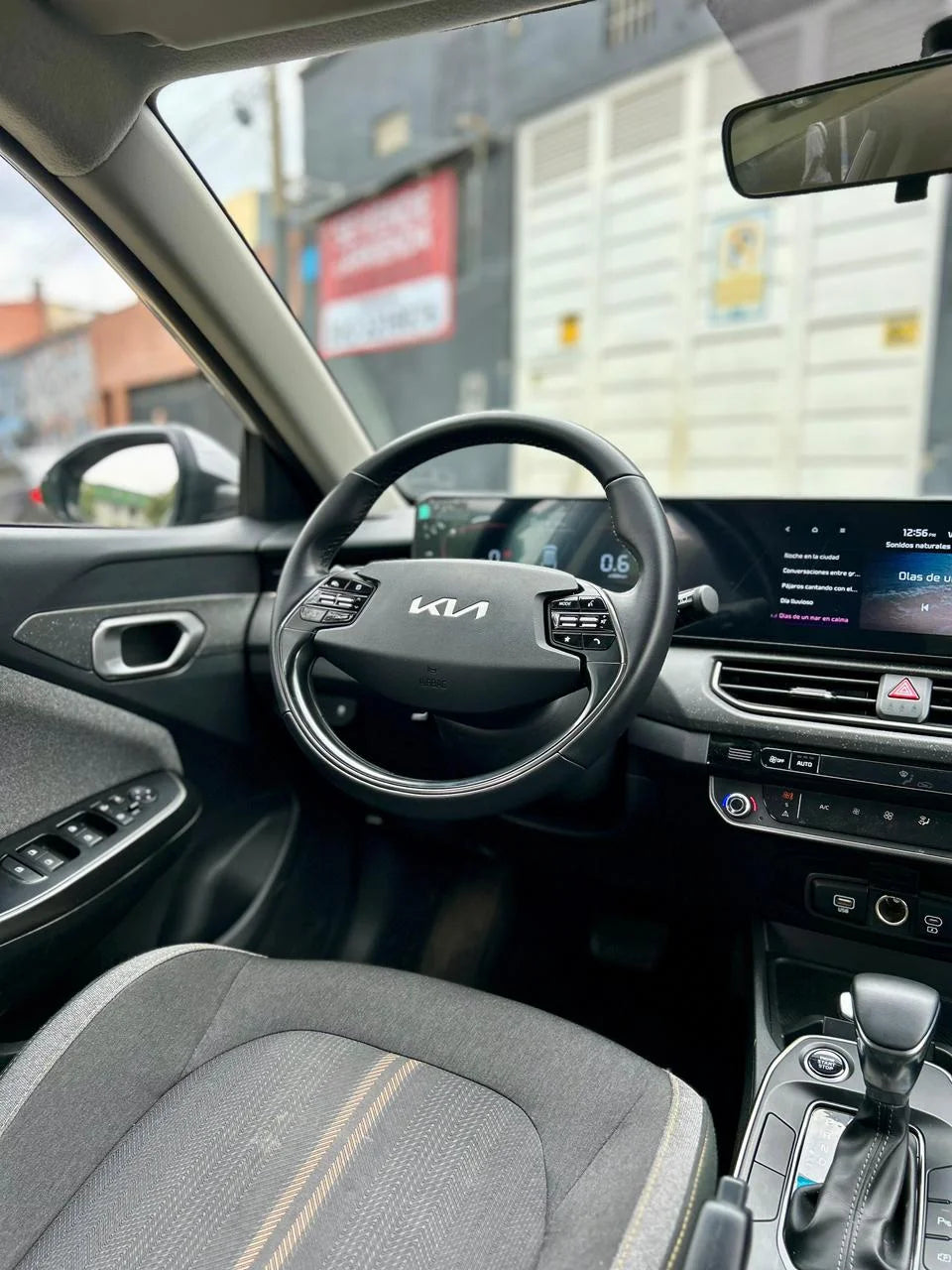 KIA K3 CROSS ZENITH AUTOMÁTICA
