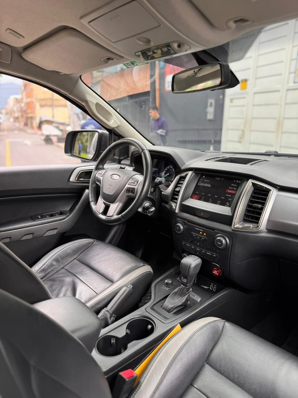 FORD RANGER XLT 4x4 TURBO DIÉSEL