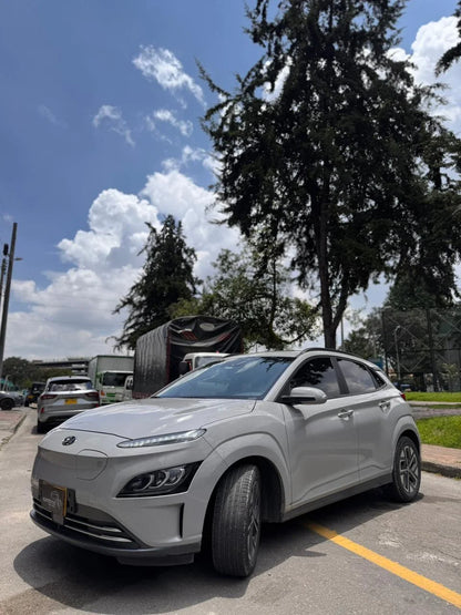 HYUNDAI KONA LIMITED ELÉCTRICA