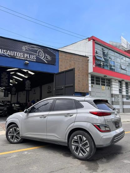 HYUNDAI KONA LIMITED ELÉCTRICA