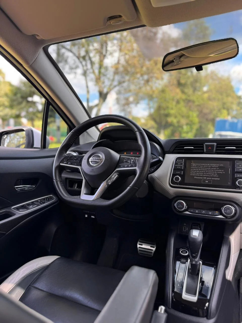 NISSAN VERSA EXCLUSIVE AUTOMÁTICO