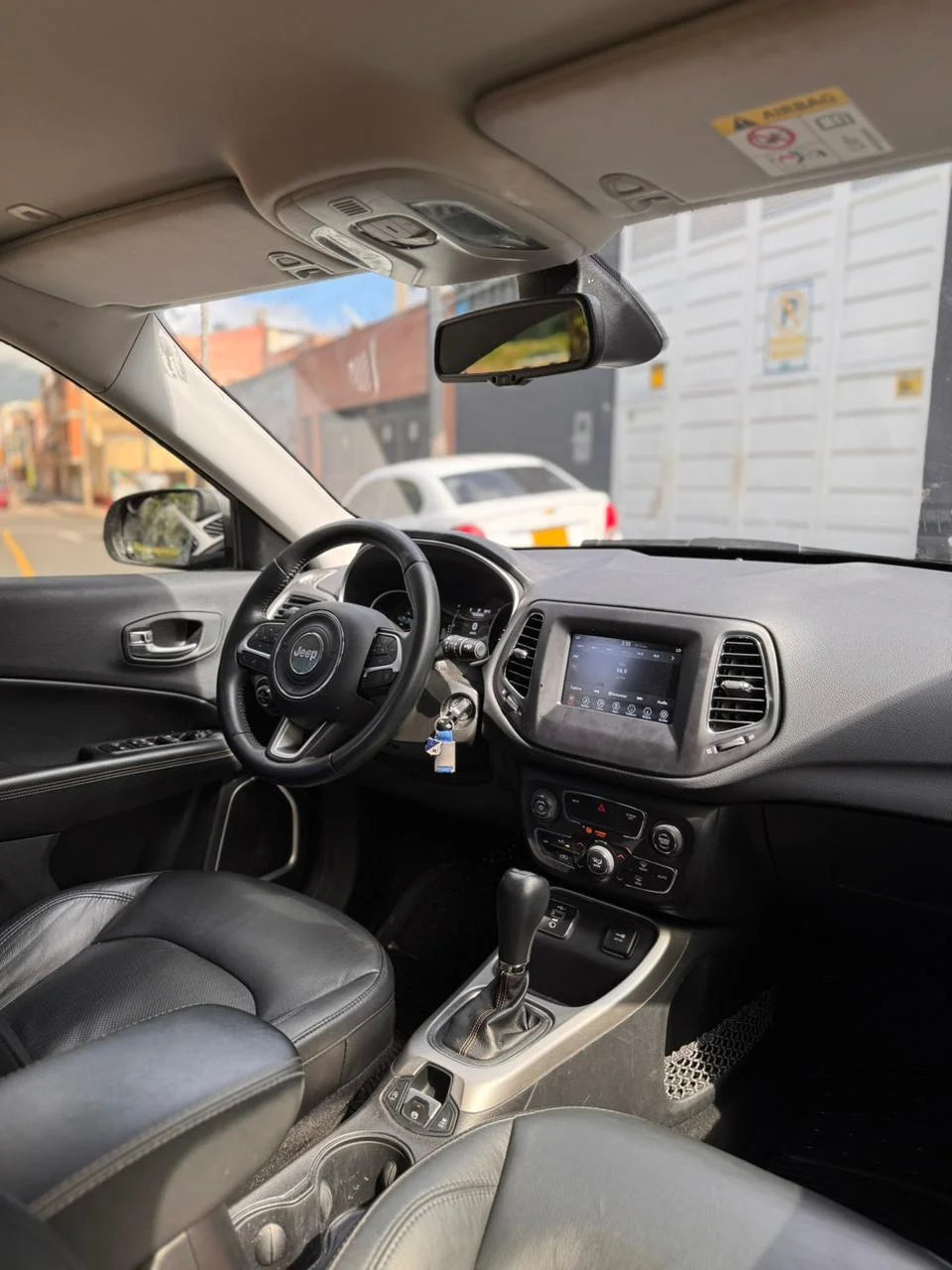 JEEP COMPASS LONGITUDE AUTOMÁTICA