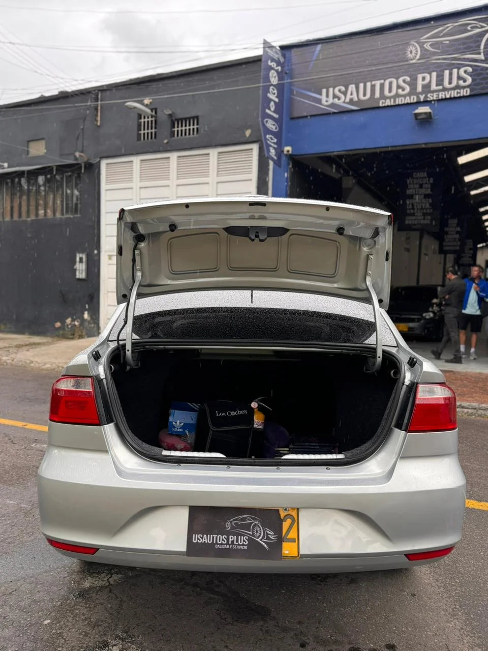 VOLKSWAGEN VOYAGE TRENDLINE AUTOMÁTICO