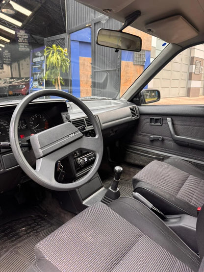 MAZDA 323 NE MECÁNICO