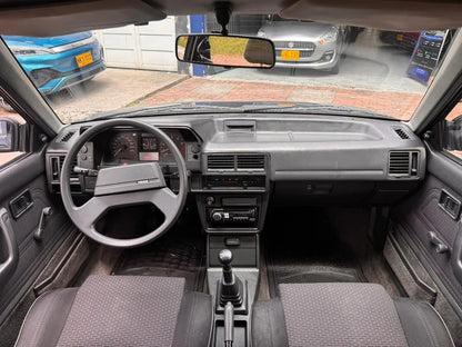 MAZDA 323 NE MECÁNICO