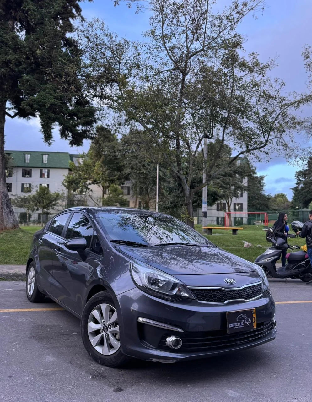 KIA RÍO R SEDÁN AUTOMÁTICO