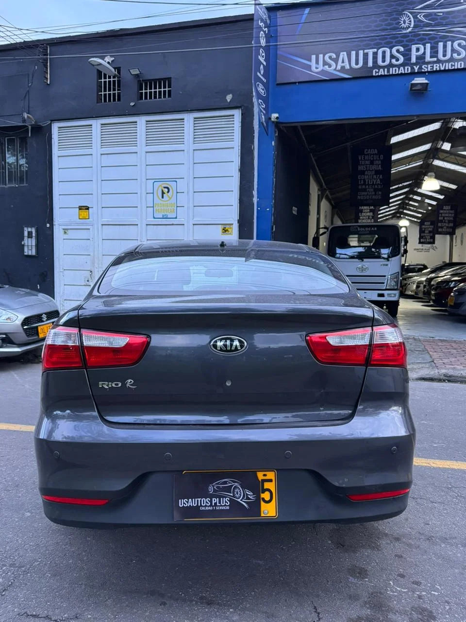 KIA RÍO R SEDÁN AUTOMÁTICO