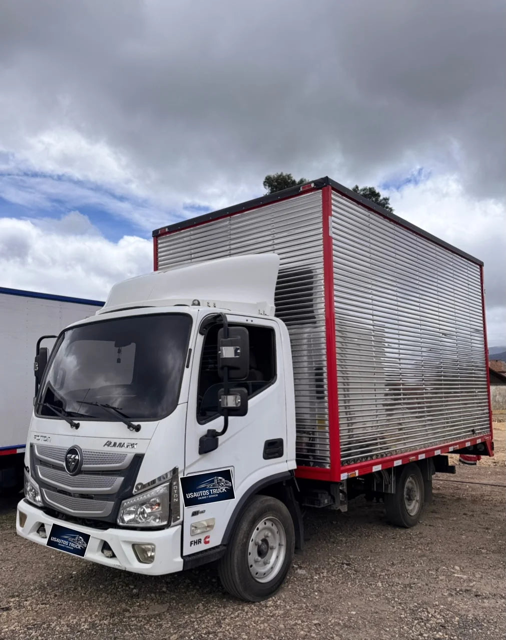 FOTON FHR MOTOR CUMMINS FURGÓN CARGA SECA