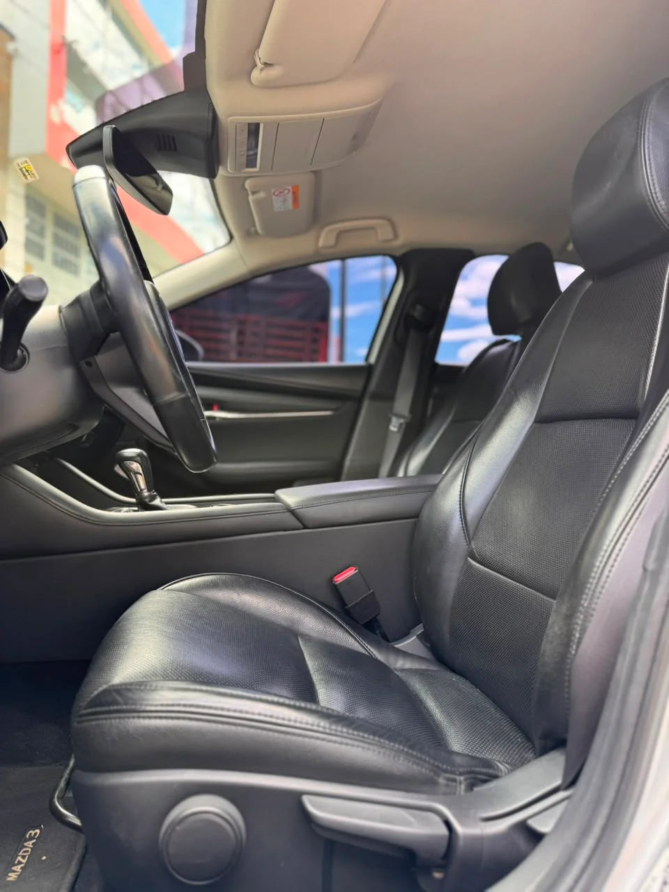 MAZDA 3 TOURING SEDÁN AUTOMÁTICO 2021
