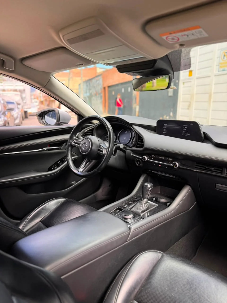 MAZDA 3 TOURING SEDÁN AUTOMÁTICO 2021
