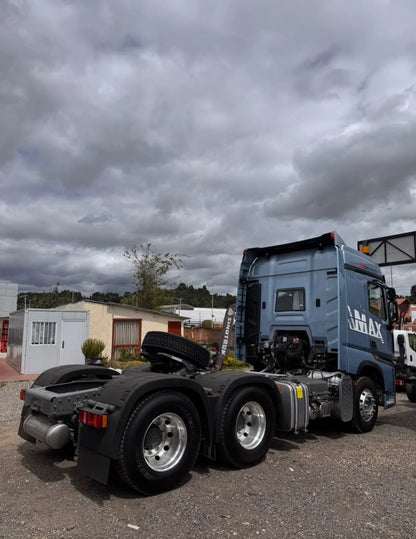 SINOTRUK HOWO MAX 540 6X4 MT