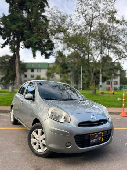 NISSAN MARCH SENSE MECÁNICO 2013