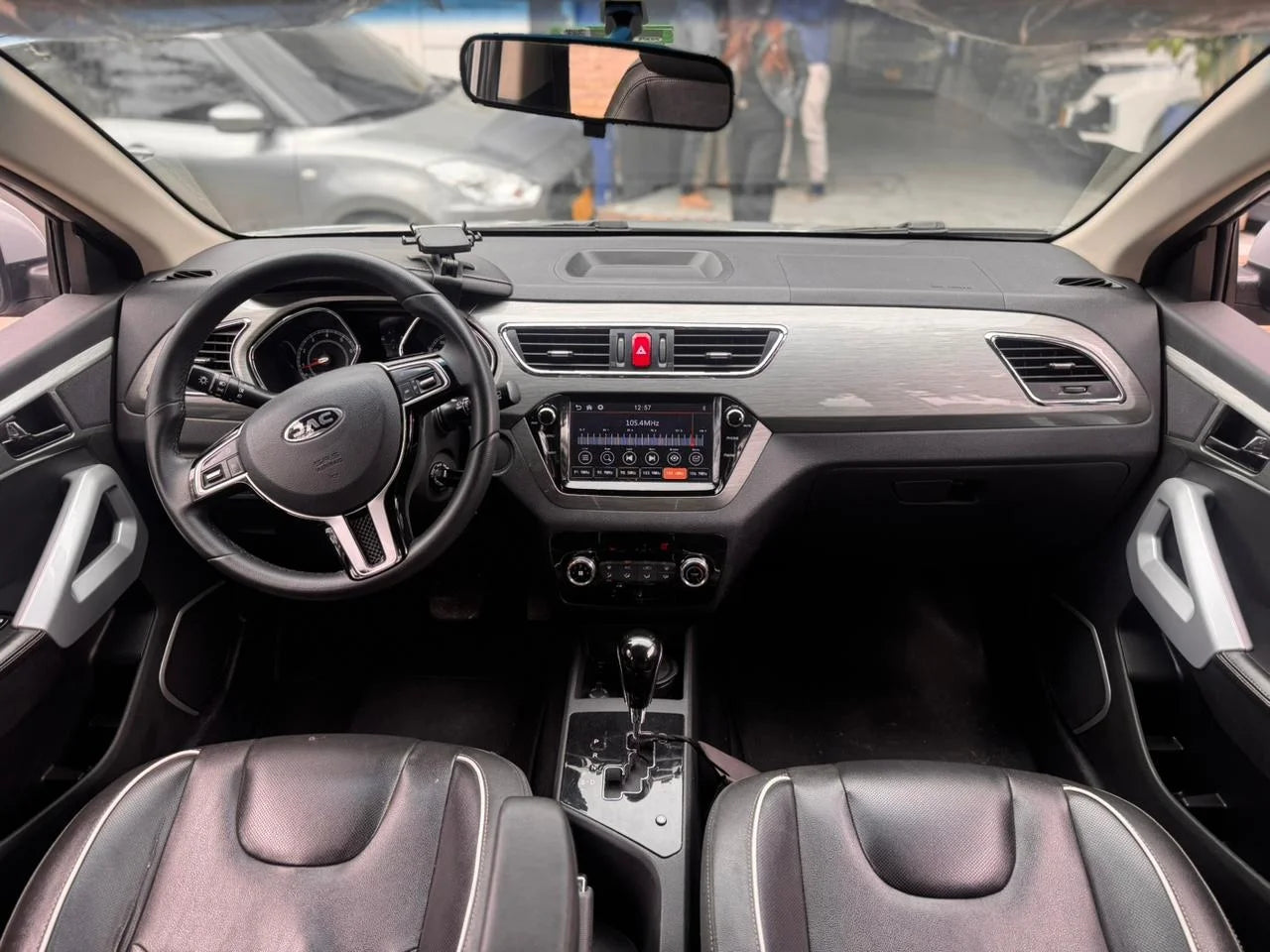 JAC S2 AUTOMATICA FULL EQUIPO