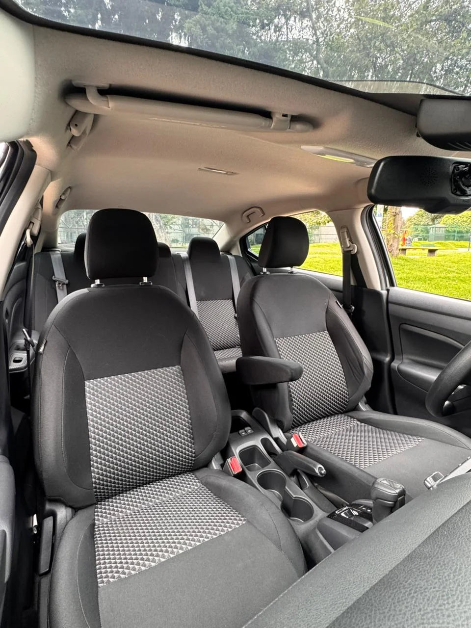 NISSAN VERSA SENSE AT 2025