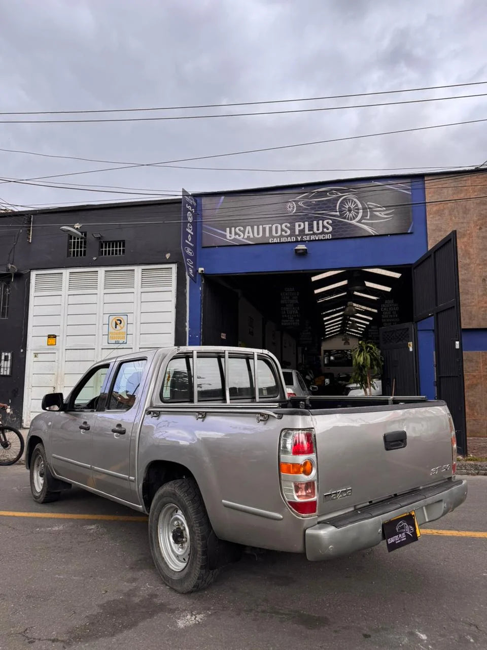 MAZDA BT-50 DOBLE CABINA GASOLINA 2011