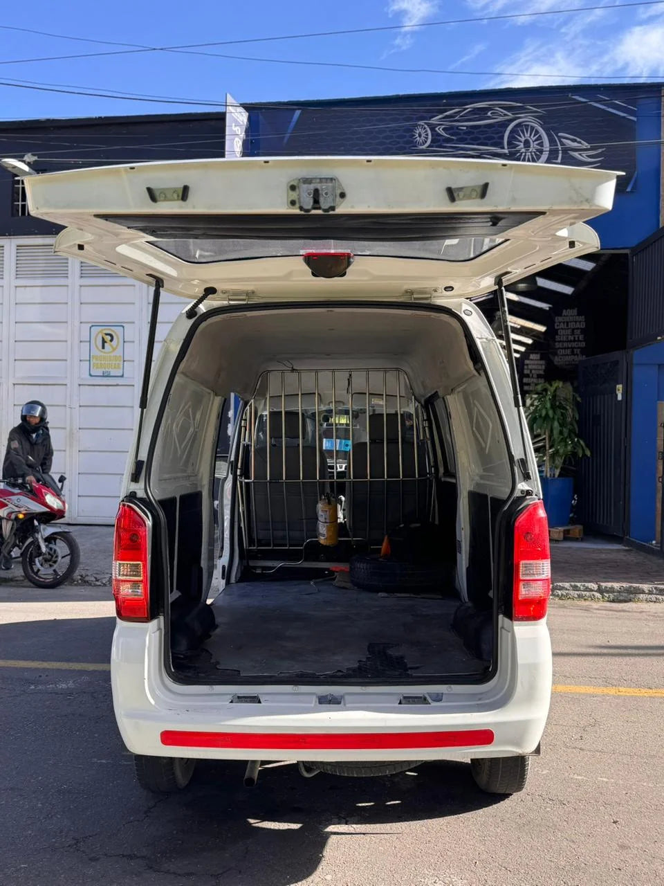 DFSK CARGO VAN / PANEL SERVICIO PÚBLICO 2022