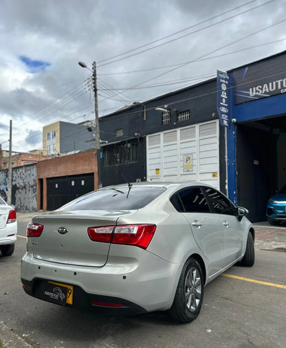 KIA RIO UB EX AUTOMATICO 2013