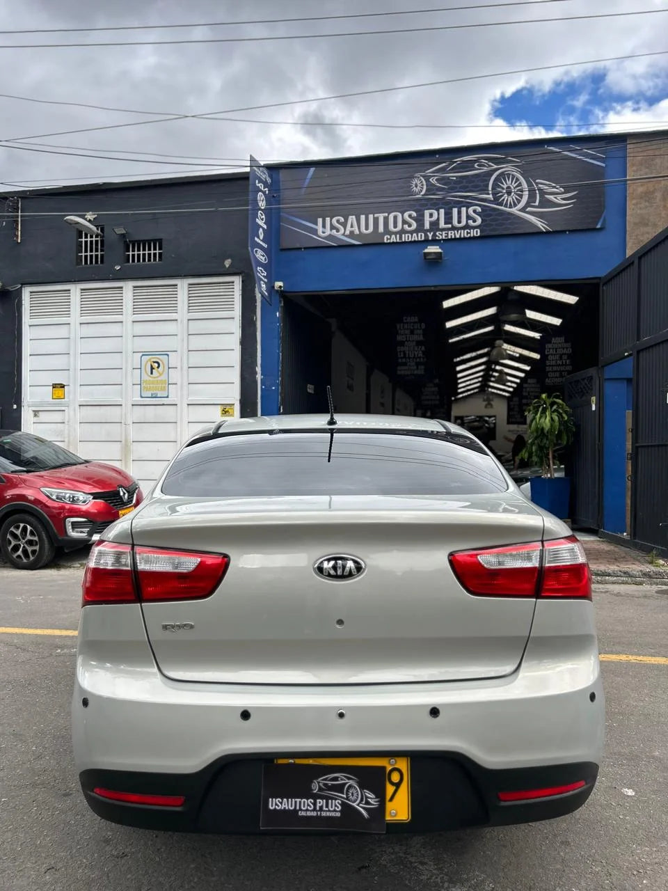 KIA RIO UB EX AUTOMATICO 2013