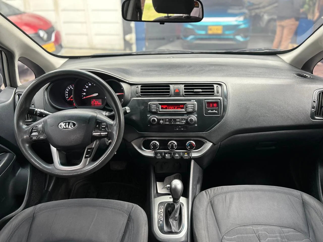 KIA RIO UB EX AUTOMATICO 2013
