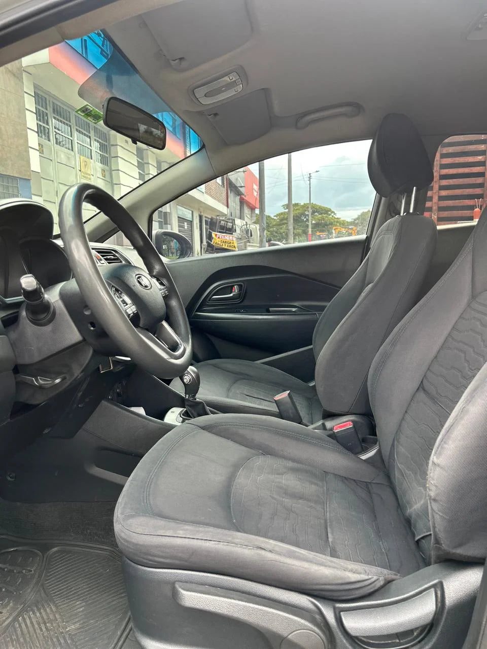 KIA RIO UB EX AUTOMATICO 2013