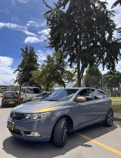 KIA CERATO FORTE 1.6 MECÁNICO