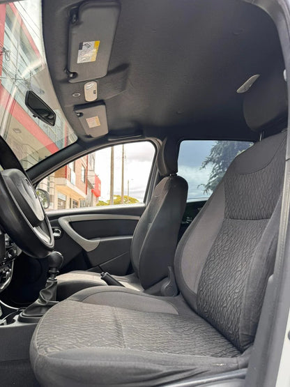 RENAULT DUSTER OROCH EXPRESSION 2.0 4x2 MECÁNICA