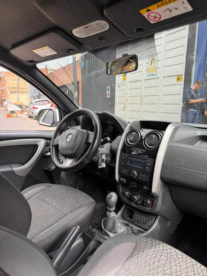 RENAULT DUSTER OROCH EXPRESSION 2.0 4x2 MECÁNICA