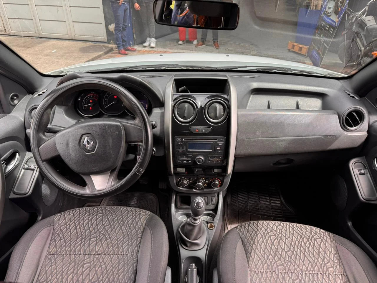 RENAULT DUSTER OROCH EXPRESSION 2.0 4x2 MECÁNICA