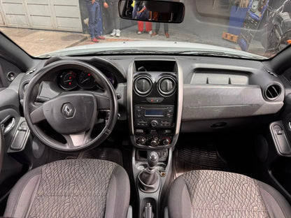 RENAULT DUSTER OROCH EXPRESSION 2.0 4x2 MECÁNICA