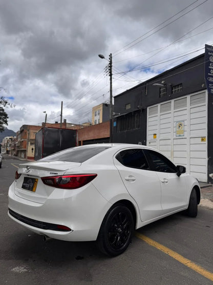 MAZDA 2 GRAND TOURING LX AUTOMÁTICO SEDAN