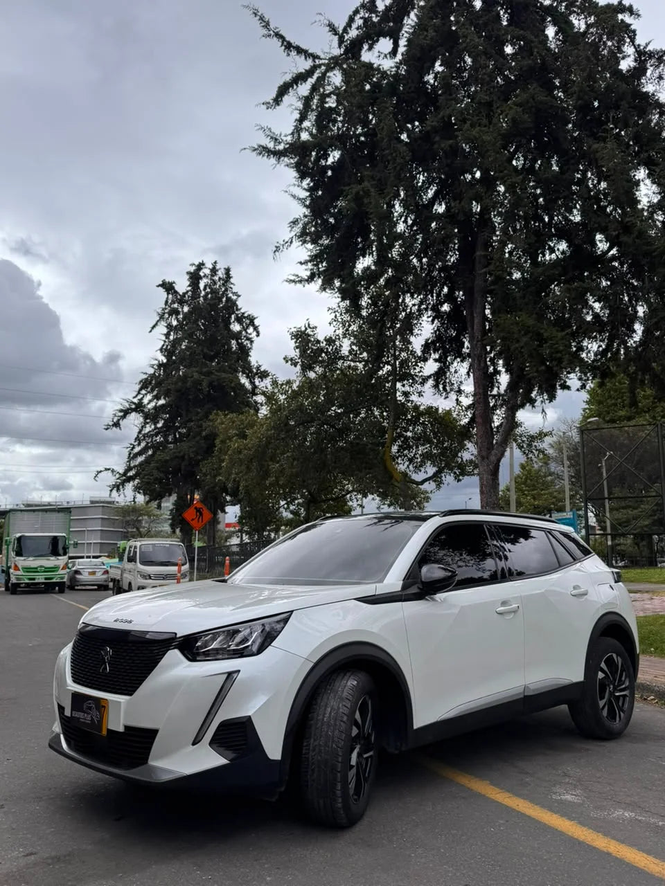 PEUGEOT 2008 ALLURE 1.2 TURBO AUTOMÁTICA