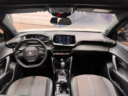 PEUGEOT 2008 ALLURE 1.2 TURBO AUTOMÁTICA