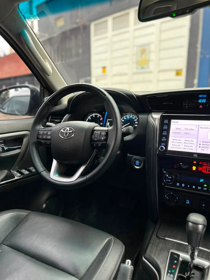 TOYOTA FORTUNER SRV DIESEL 4*4