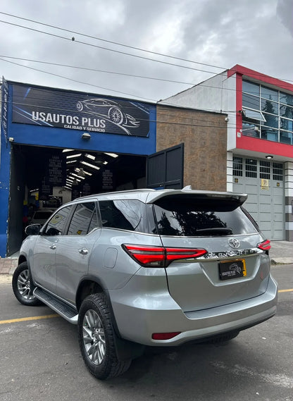 TOYOTA FORTUNER SRV DIESEL 4*4