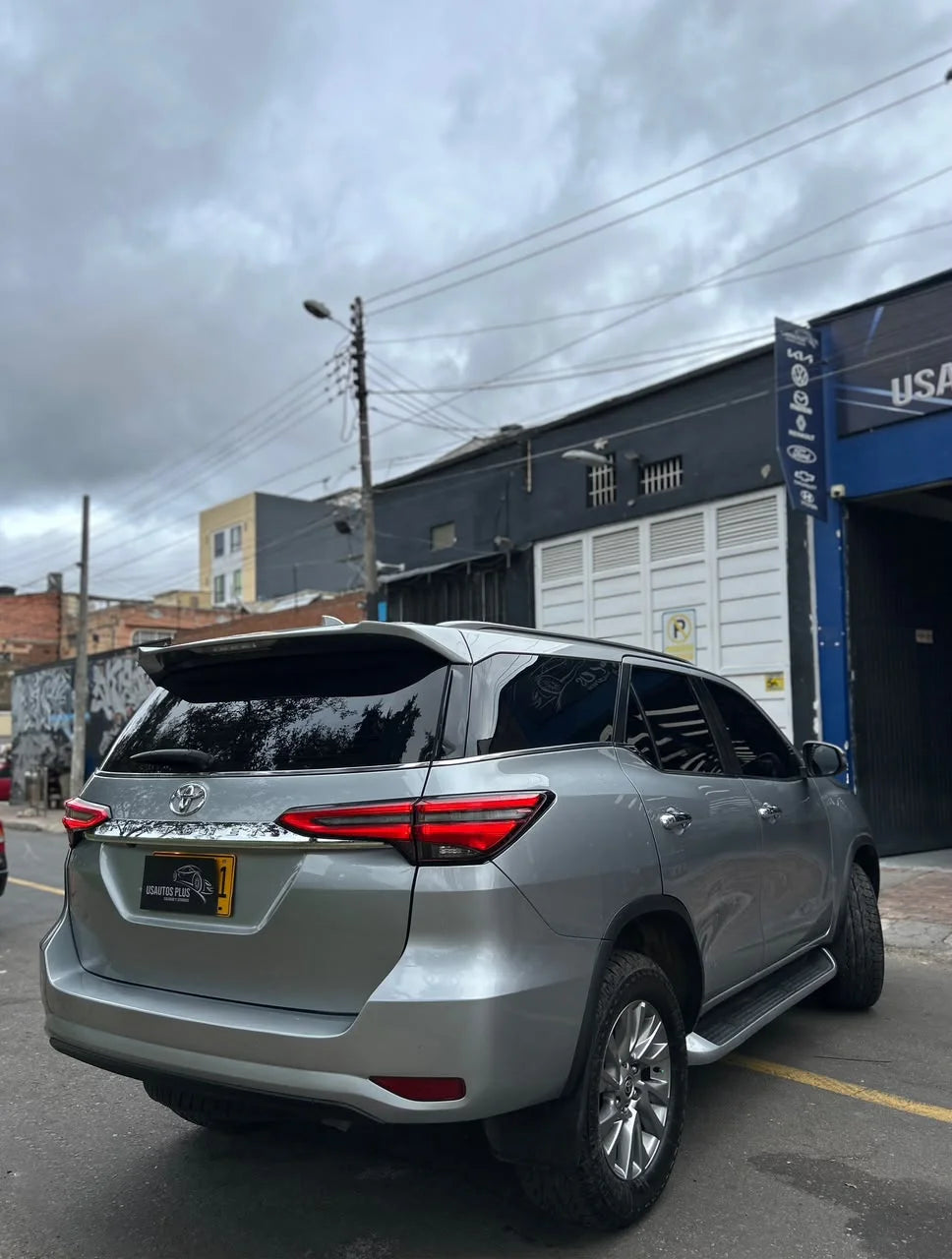 TOYOTA FORTUNER SRV DIESEL 4*4