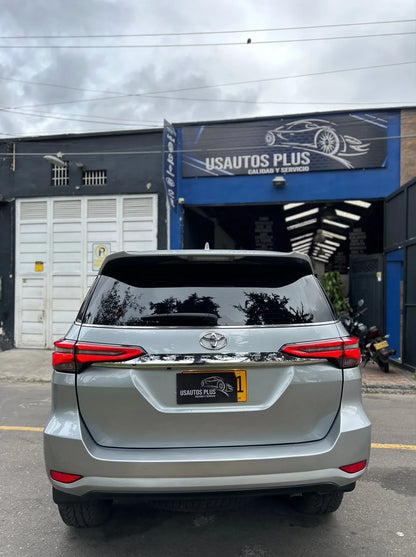 TOYOTA FORTUNER SRV DIESEL 4*4