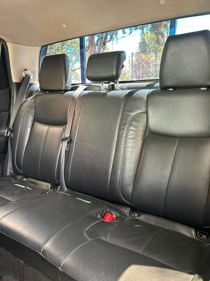 NISSAN FRONTIER DOBLE CABINA 4x2 MECÁNICA