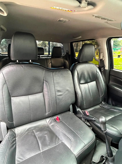 NISSAN FRONTIER DOBLE CABINA 4x2 MECÁNICA