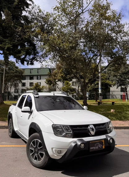 RENAULT DUSTER OROCH INTENS 4x4 MECÁNICA