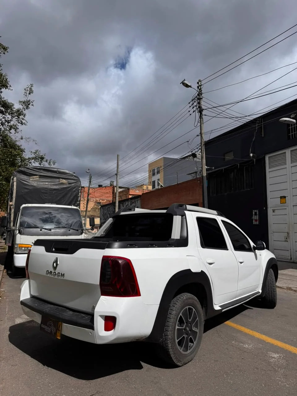 RENAULT DUSTER OROCH INTENS 4x4 MECÁNICA