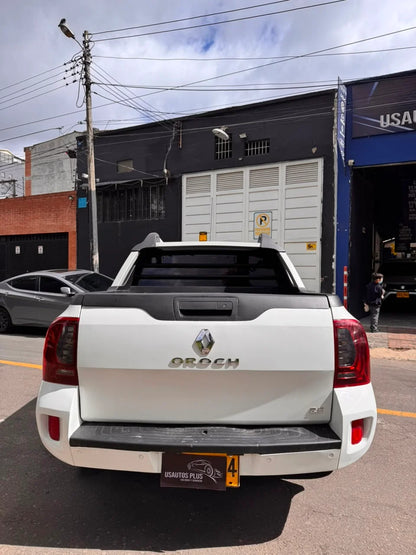 RENAULT DUSTER OROCH INTENS 4x4 MECÁNICA