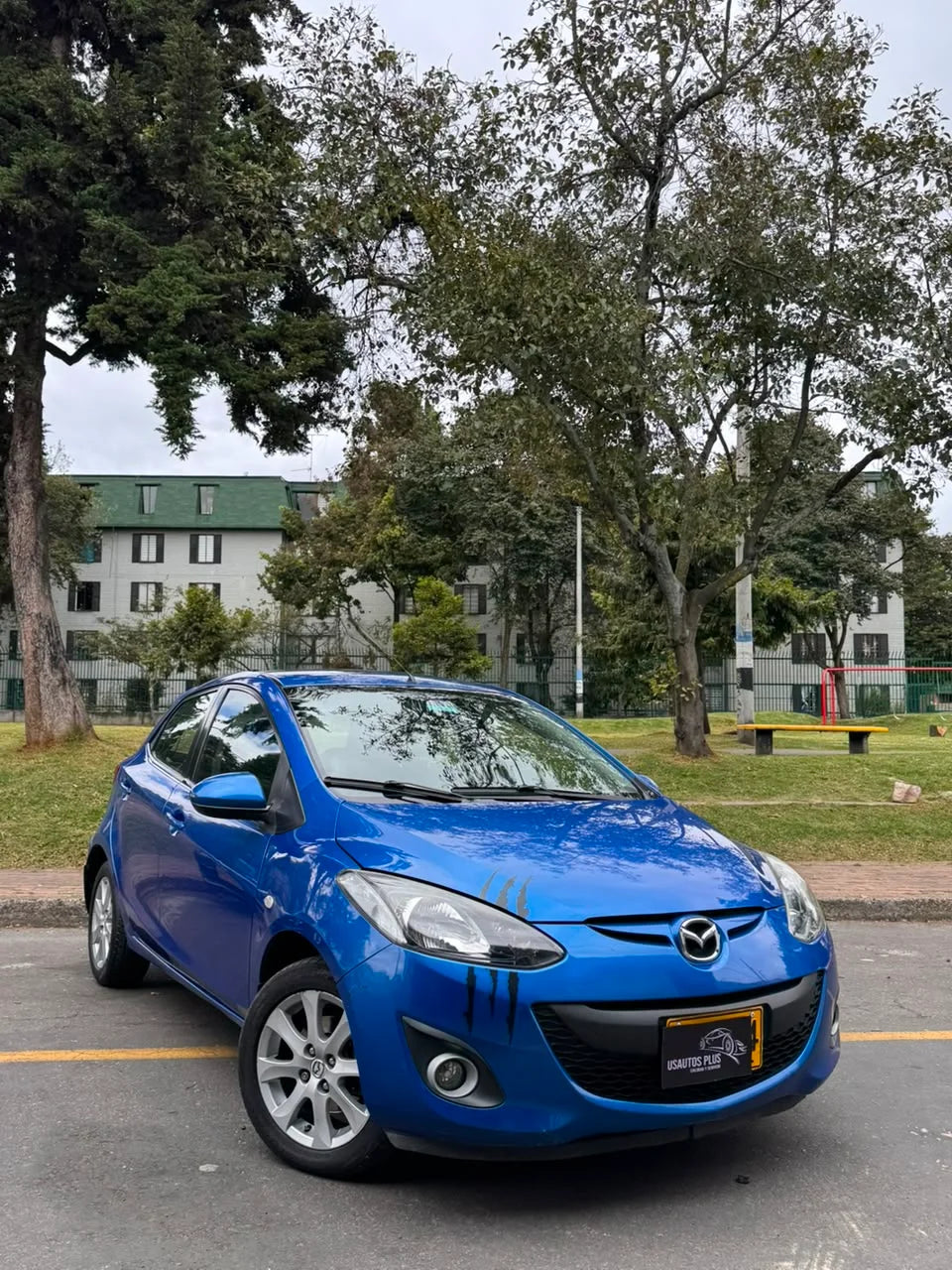 MAZDA 2 HATCHBACK MECÁNICO