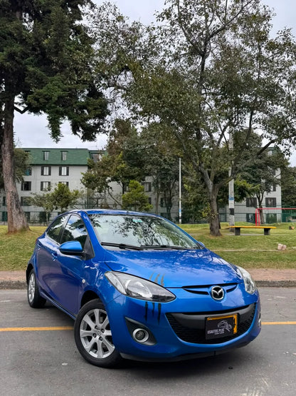 MAZDA 2 HATCHBACK MECÁNICO