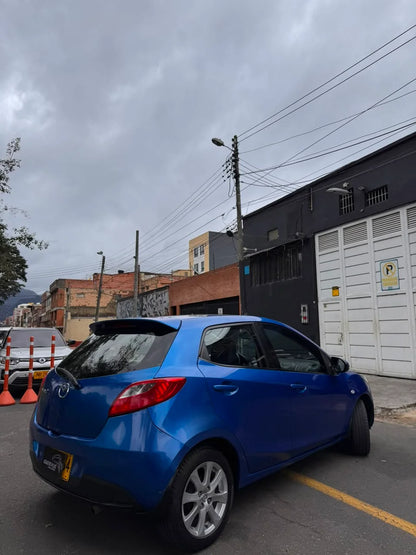 MAZDA 2 HATCHBACK MECÁNICO