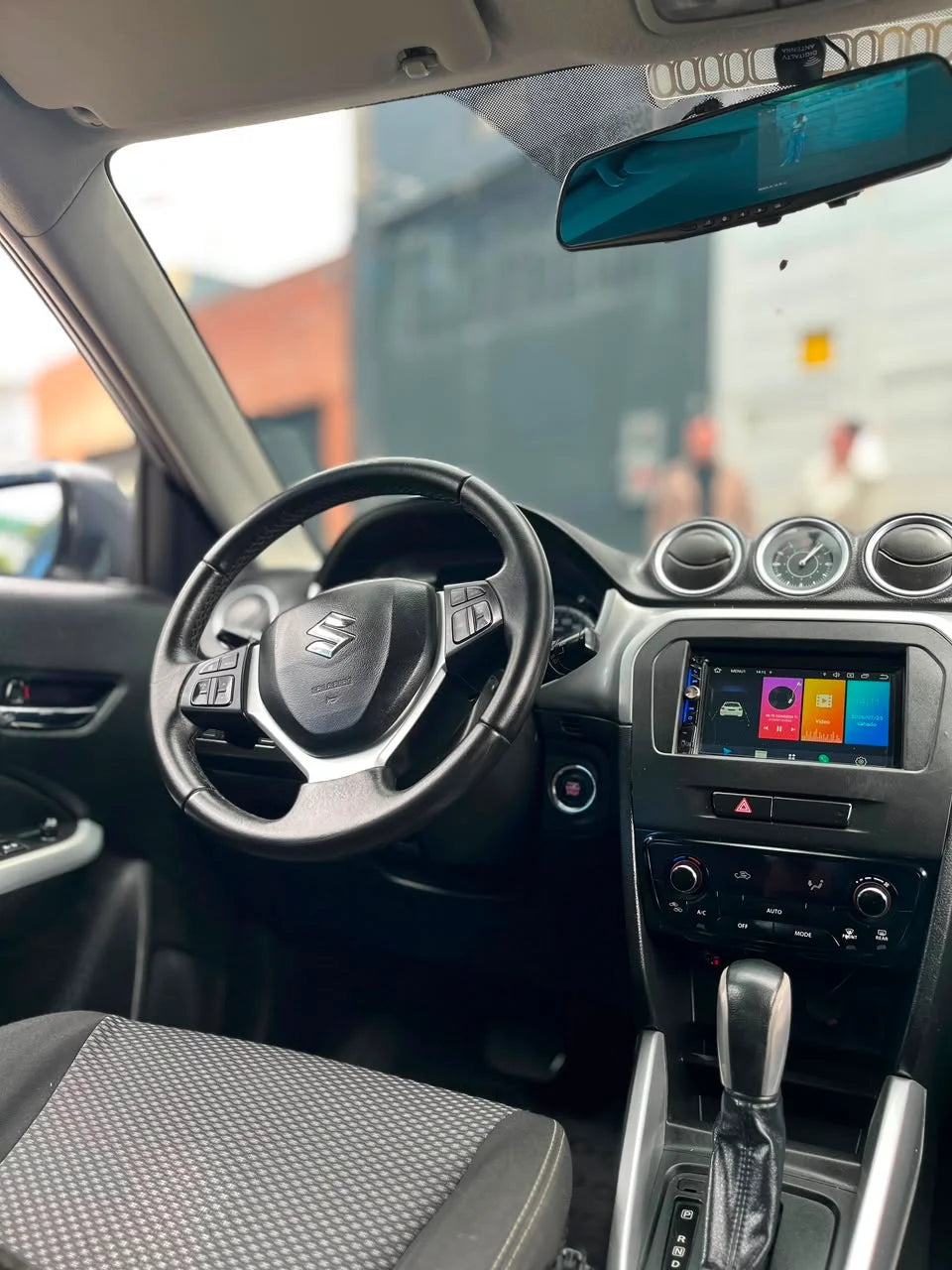 SUZUKI VITARA LIVE AT