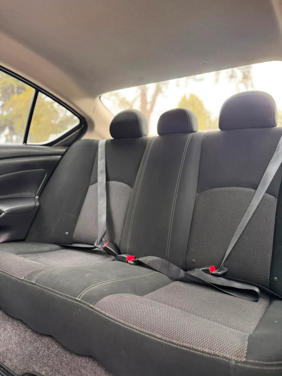 NISSAN VERSA SENSE MECÁNICO