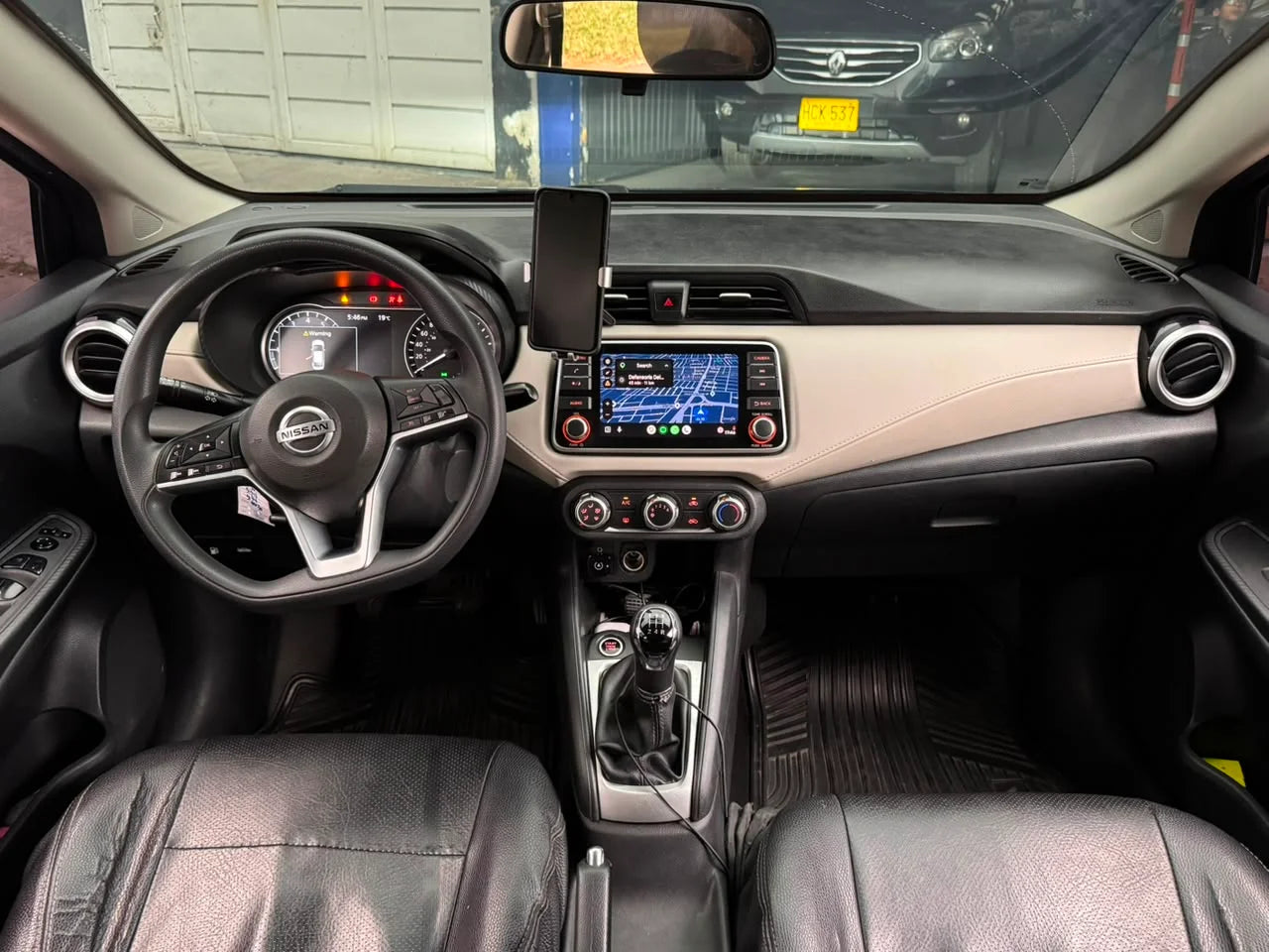 NISSAN VERSA ADVANCE MECÁNICO