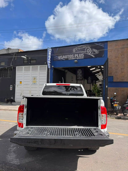 NISSAN FRONTIER DOBLE CABINA 4X2 MT