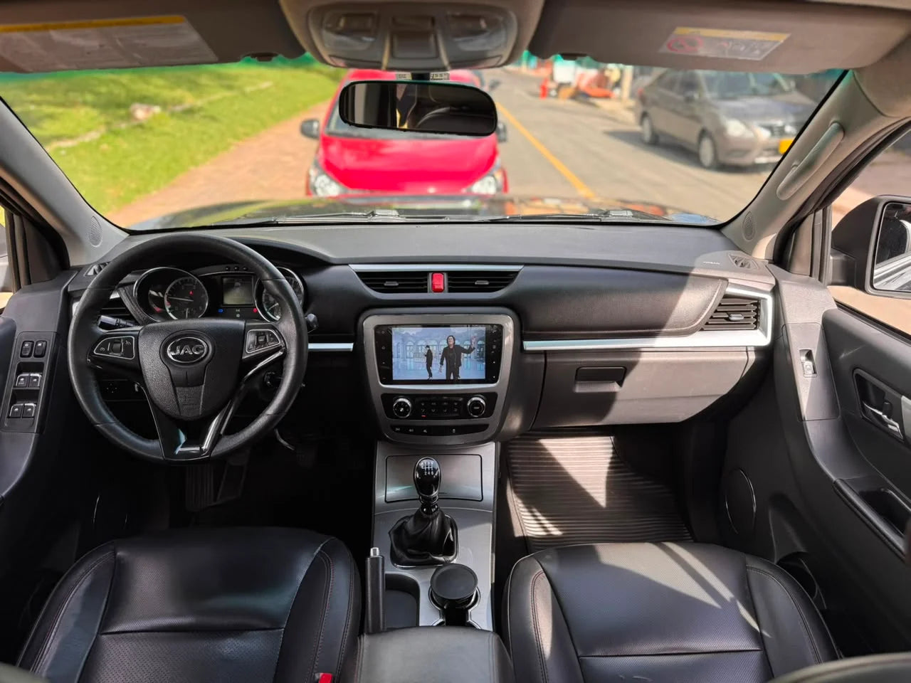 JAC T8 4X4 TURBO DIÉSEL MECÁNICA